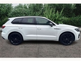 Volkswagen Touareg Image 4