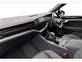 Volkswagen Touareg Image 2