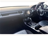Volkswagen Touareg Image 2