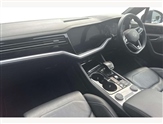 Volkswagen Touareg Image 2