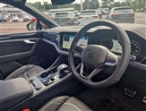 Volkswagen Touareg Image 6