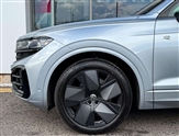 Volkswagen Touareg Image 6