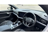Volkswagen Touareg Image 6