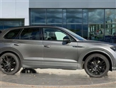 Volkswagen Touareg Image 4