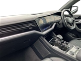 Volkswagen Touareg Image 2