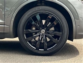 Volkswagen Touareg Image 5