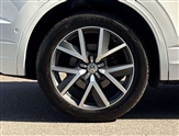 Volkswagen Touareg Image 5
