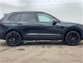 Volkswagen Touareg Image 4