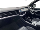 Volkswagen Touareg Image 2