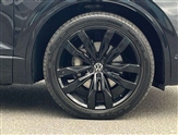 Volkswagen Touareg Image 5