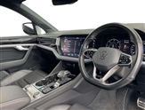 Volkswagen Touareg Image 6