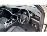 Volkswagen Touareg Image 6