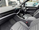 Volkswagen Touareg Image 2