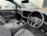Volkswagen Touareg Image 6