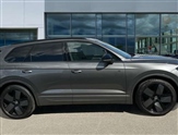 Volkswagen Touareg Image 4