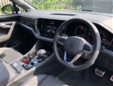 Volkswagen Touareg Image 6