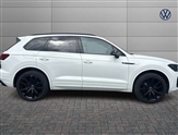 Volkswagen Touareg Image 4