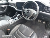 Volkswagen Touareg Image 6