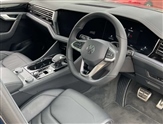 Volkswagen Touareg Image 6