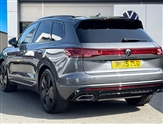 Volkswagen Touareg Image 2