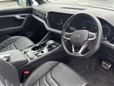 Volkswagen Touareg Image 6