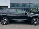 Volkswagen Touareg Image 4