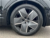 Volkswagen Touareg Image 5