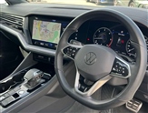 Volkswagen Touareg Image 6