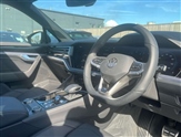 Volkswagen Touareg Image 6