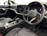 Volkswagen Touareg Image 6