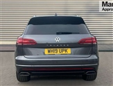 Volkswagen Touareg Image 4