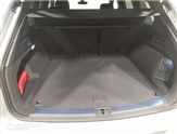 Volkswagen Touareg Image 6