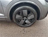 Volkswagen Touareg Image 5
