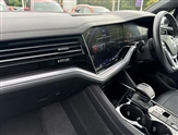 Volkswagen Touareg Image 2