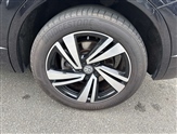 Volkswagen Touareg Image 5