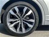 Volkswagen Touareg Image 5