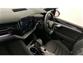Volkswagen Touareg Image 2