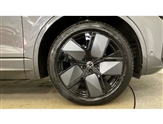 Volkswagen Touareg Image 5