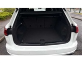 Volkswagen Touareg Image 4