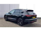 Volkswagen Touareg Image 2