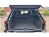 Volkswagen Touareg Image 4