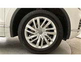 Volkswagen Touareg Image 5