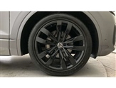 Volkswagen Touareg Image 5