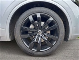 Volkswagen Touareg Image 6