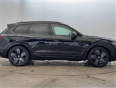 Volkswagen Touareg Image 4