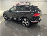 Volkswagen Touareg Image 6
