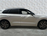 Volkswagen Touareg Image 4