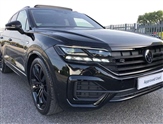 Volkswagen Touareg Image 1