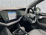 Volkswagen Touareg Image 2