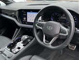 Volkswagen Touareg Image 6